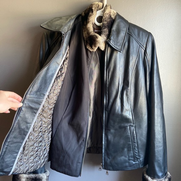 DANIER leather jacket, size (S/P), Black W fur - Picture 2 of 5